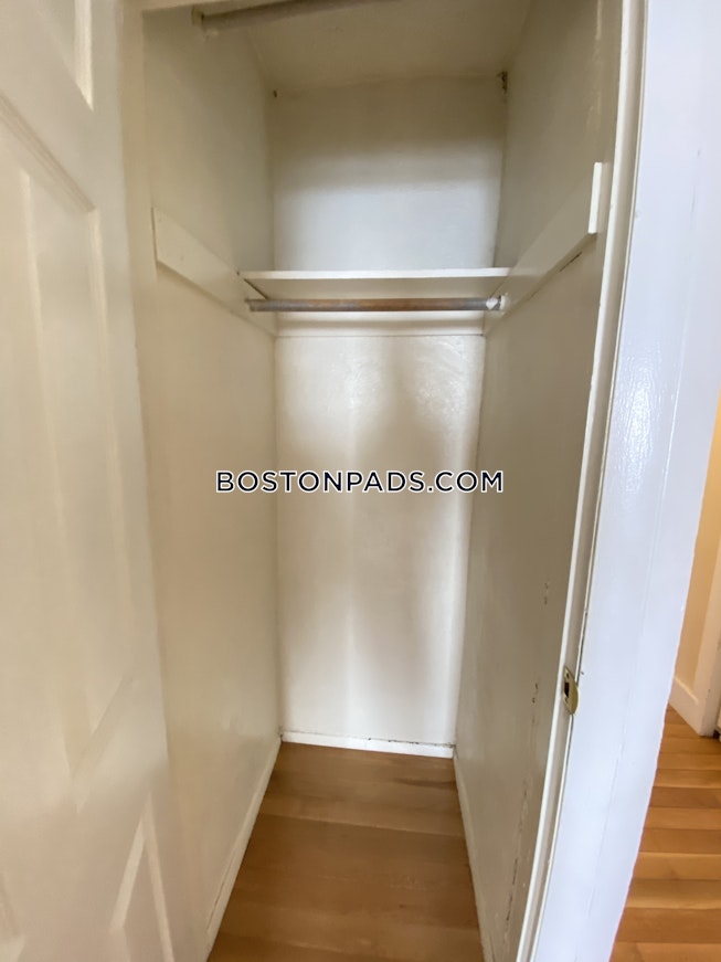 Boston - $3,200 /mo