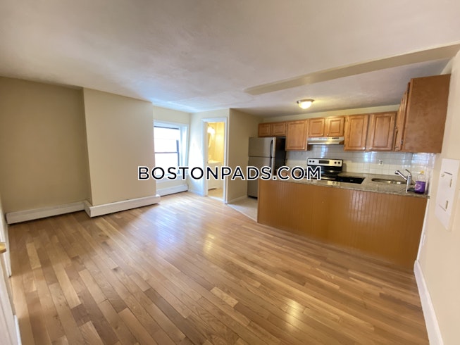 Boston - $3,200 /mo