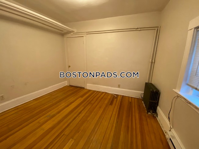Boston - $2,850 /mo