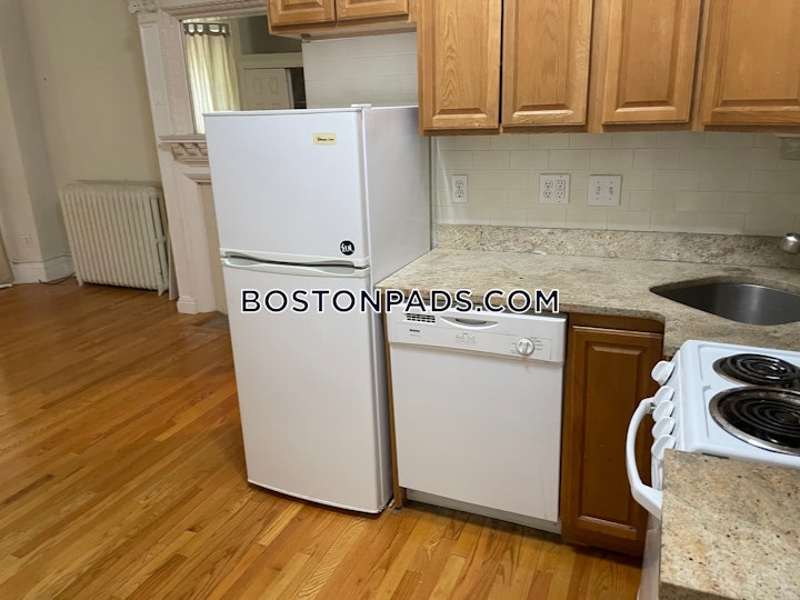 fenwaykenmore-apartment-for-rent-studio-1-bath-boston-2375-4637992 