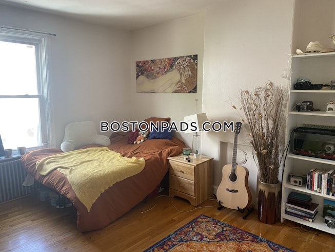 Roxbury Crossing - $5,500 /mo