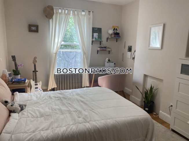 Roxbury Crossing - $5,500 /mo