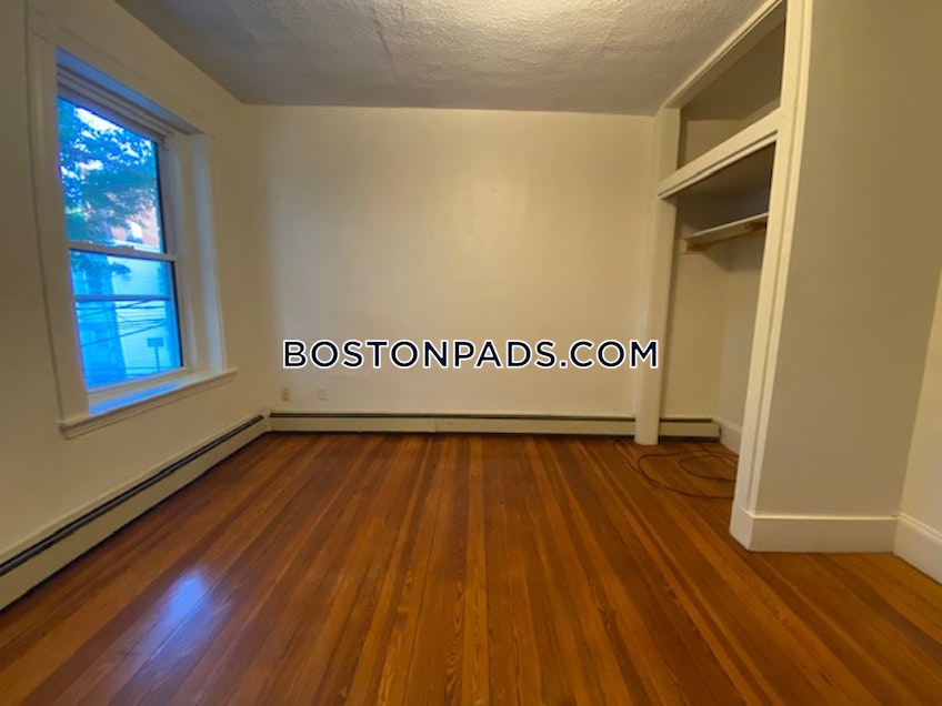 Cambridge - $3,100 /month