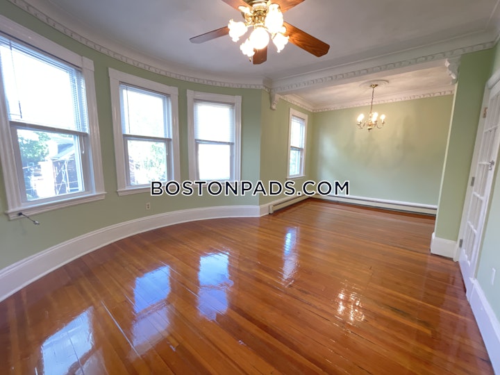 Chilcott Place Boston picture 15