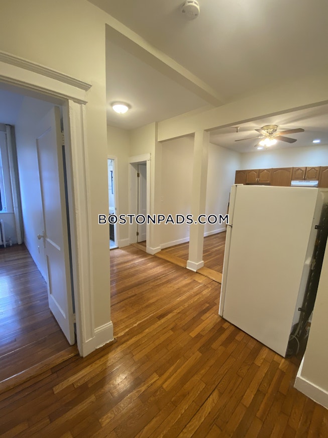 Boston - $3,100 /mo