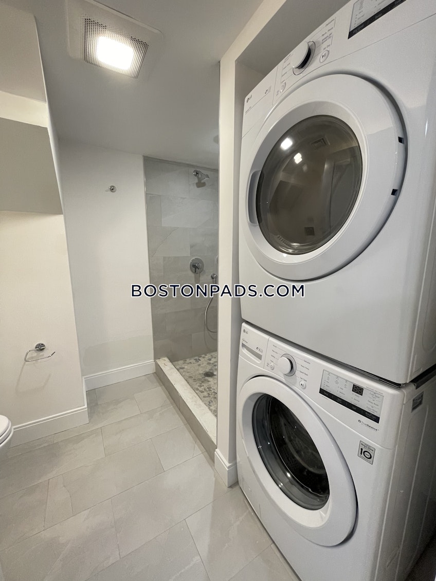 Boston - $3,595 /month