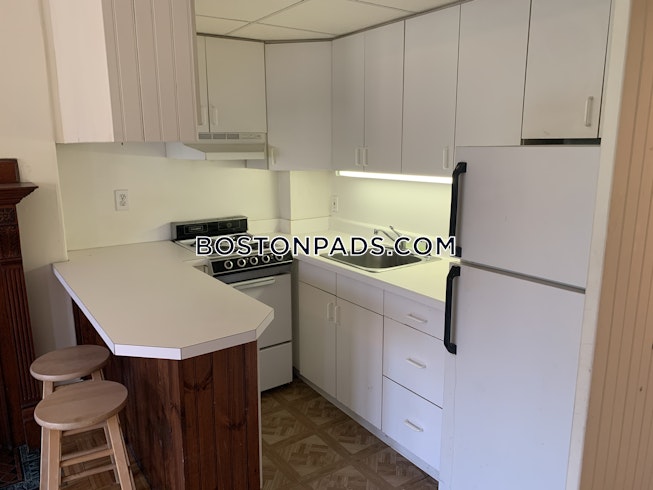 Boston - $2,225 /mo