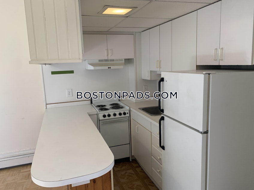 Boston - $2,200 /month