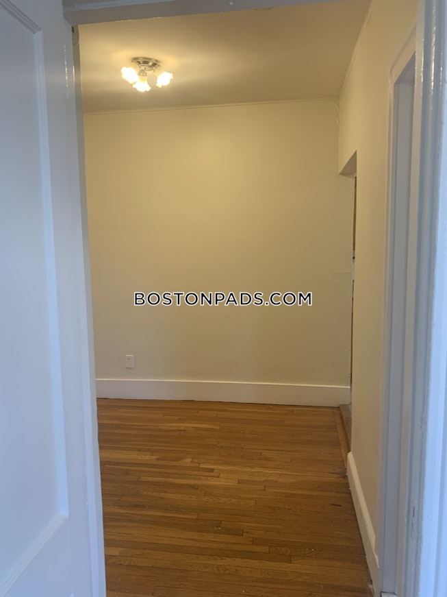 Boston - $1,950 /mo