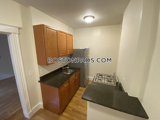 Cambridge - $2,800 /mo