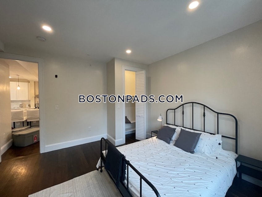 Boston - $5,200 /month