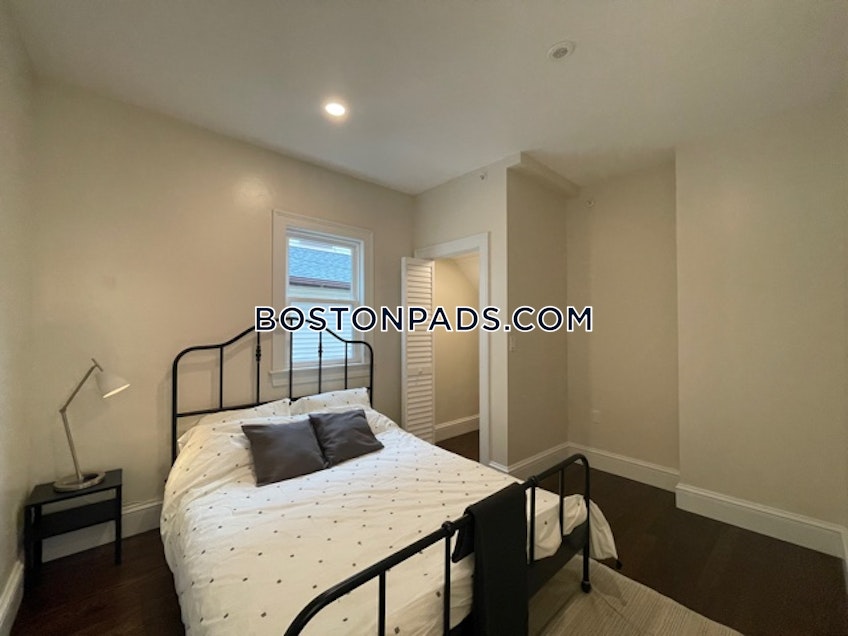 Boston - $5,200 /month