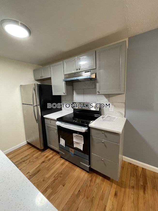 Lawrence - $1,800 /mo