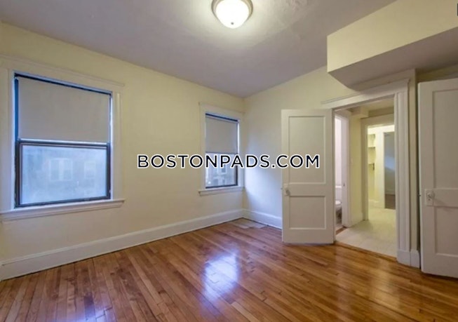 Brookline - $5,500 /mo