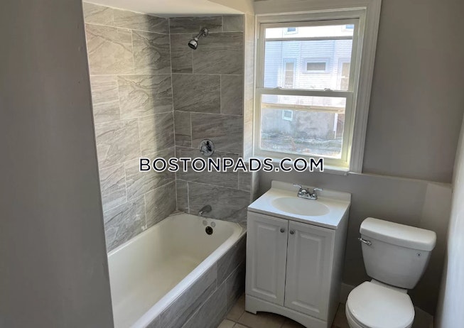 Boston - $3,400 /mo