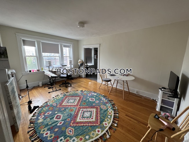 Boston - $2,195 /mo