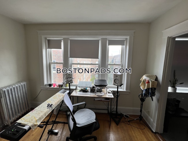 Boston - $2,195 /mo