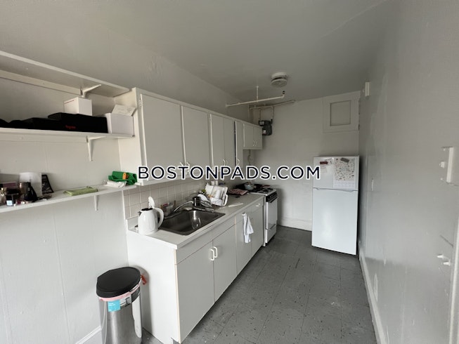 Boston - $2,195 /mo