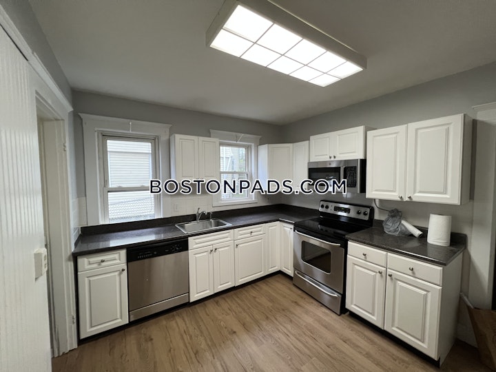 brighton-apartment-for-rent-3-bedrooms-1-bath-boston-3400-4608425 