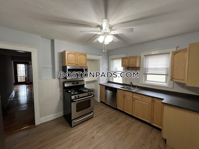 Boston - $4,200 /mo