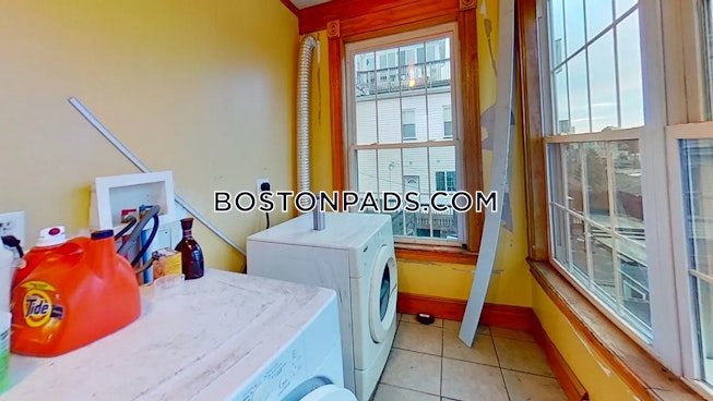 Boston - $4,675 /mo