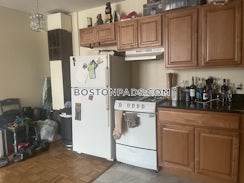 Boston, $3,430/mo