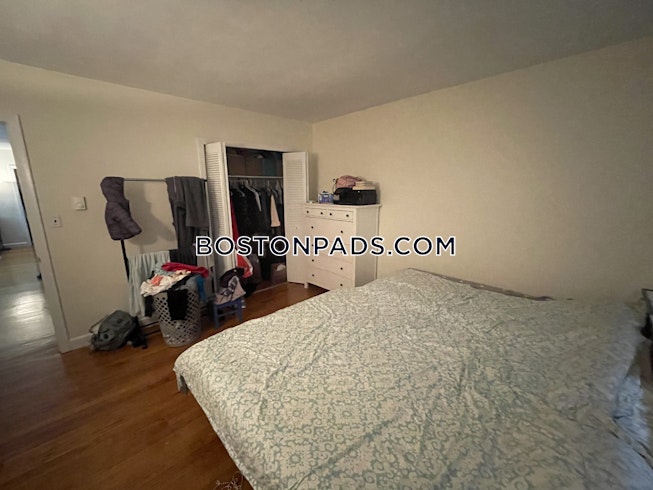 Boston - $2,600 /mo