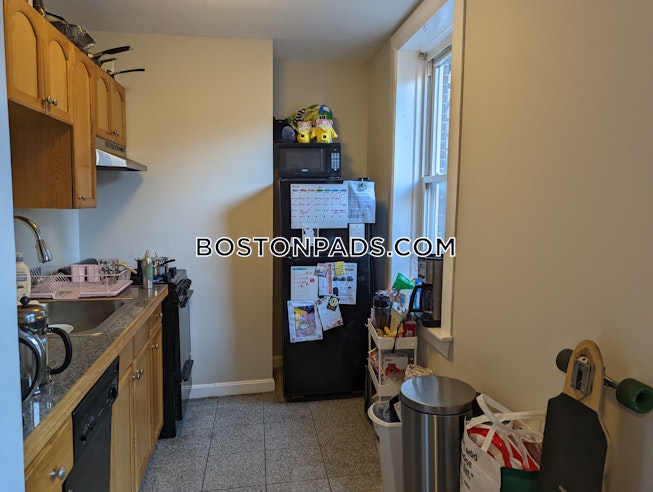 Boston - $1,950 /mo