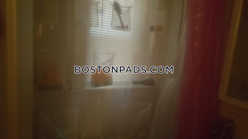 Boston - $2,750 /month