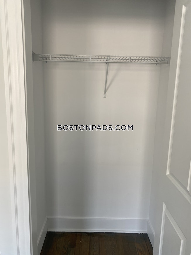 Boston - $1,800 /mo