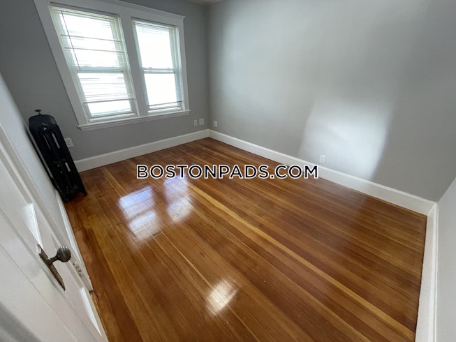 Boston - $4,200 /mo