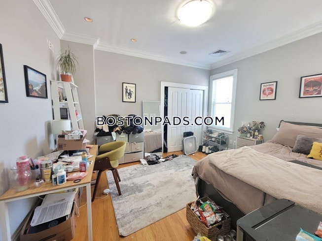 Boston - $5,500 /mo