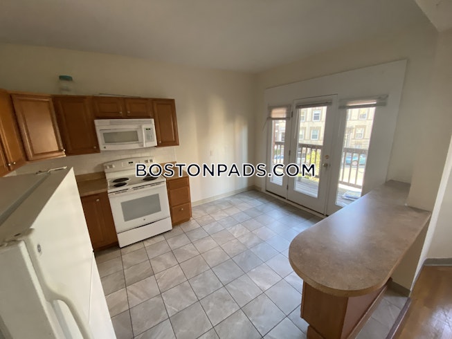 Boston - $4,150 /mo