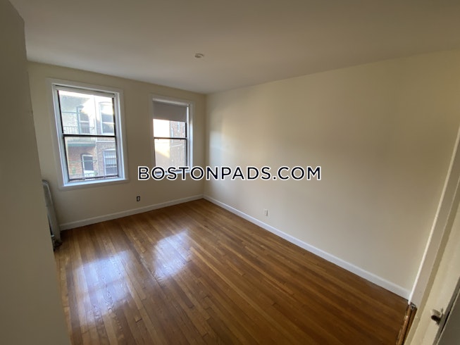 Boston - $4,150 /mo