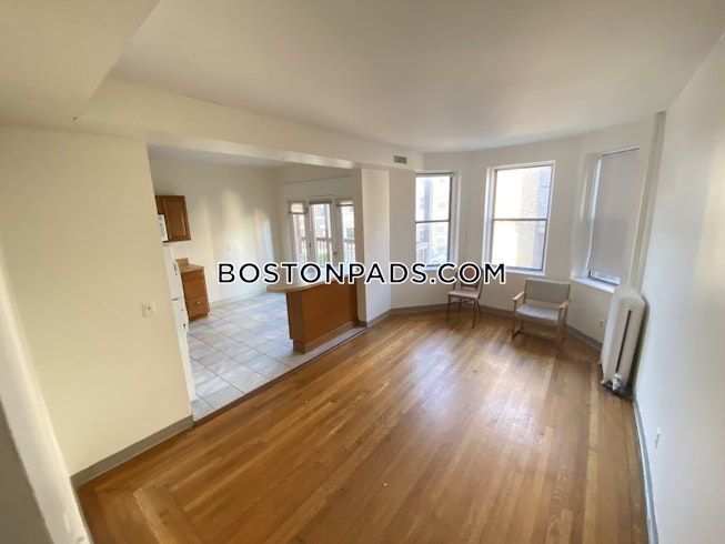 Boston - $4,150 /mo