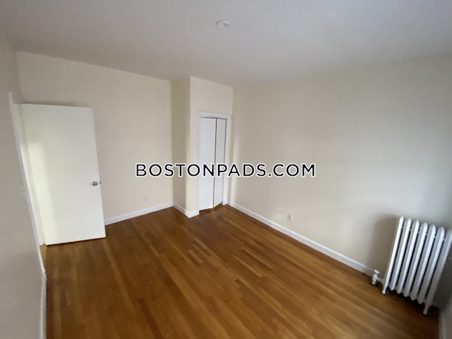 Boston - $4,150 /mo