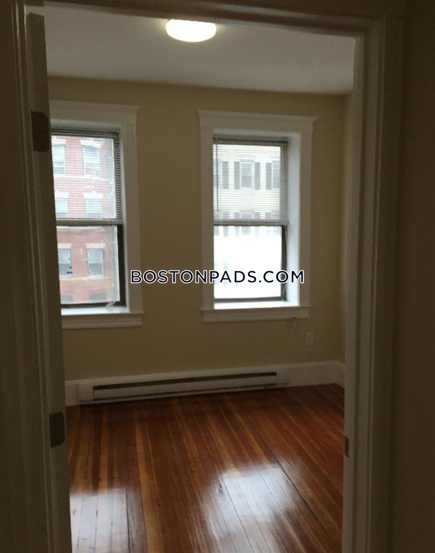 Boston - $5,000 /month