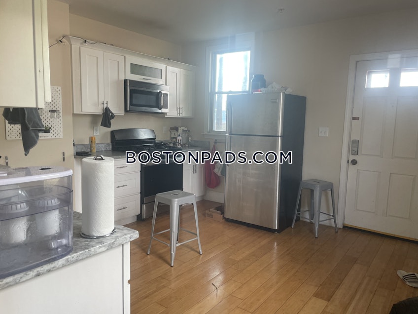 Boston - $4,400 /month