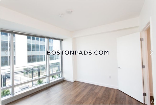 Boston - $6,447 /mo