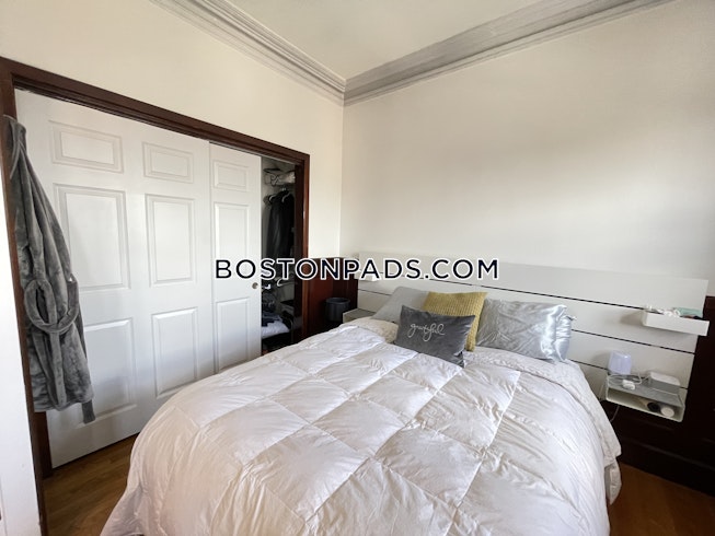 Boston - $3,250 /mo