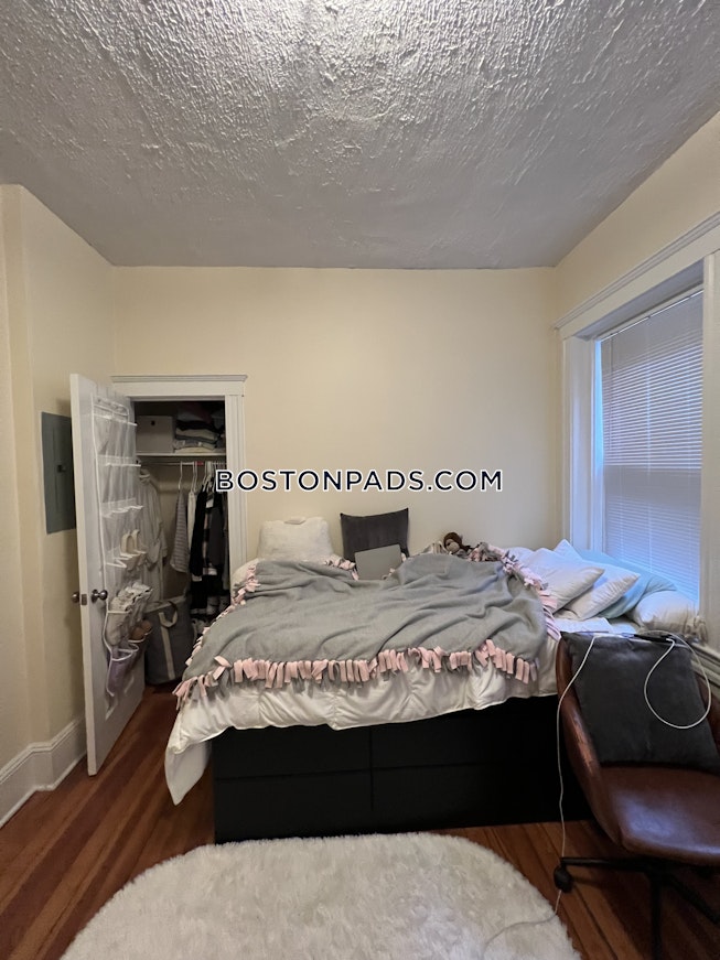 Boston - $3,295 /mo