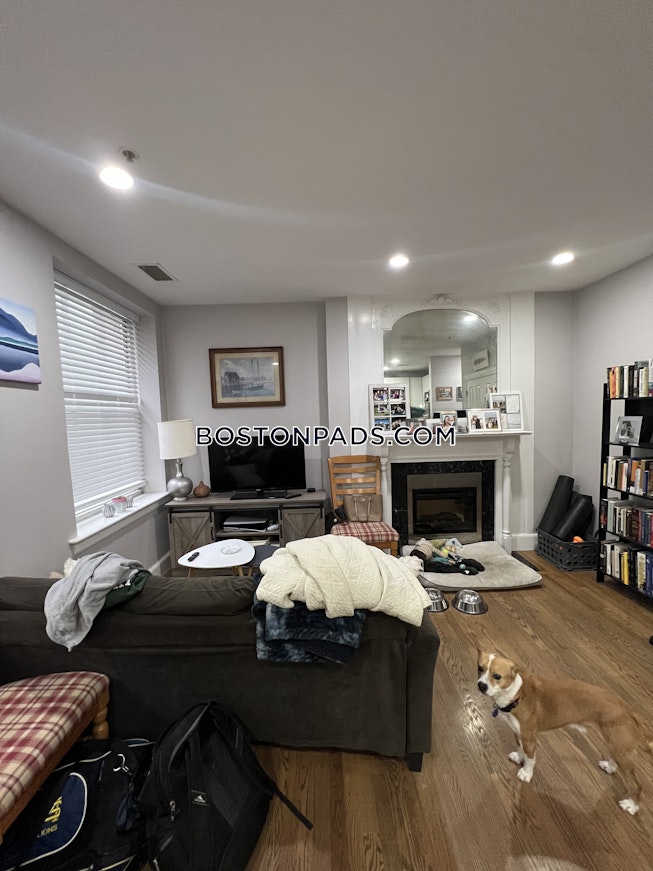 Boston - $3,100 /mo