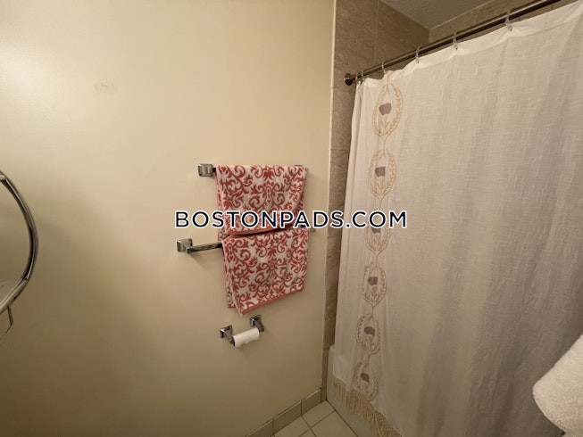 Boston - $3,300 /mo