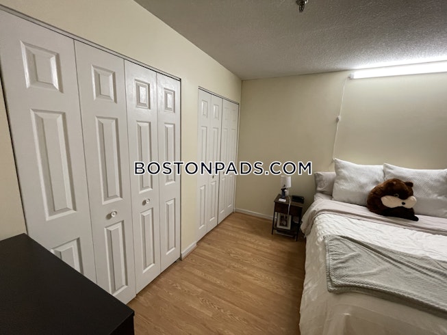 Boston - $3,800 /mo