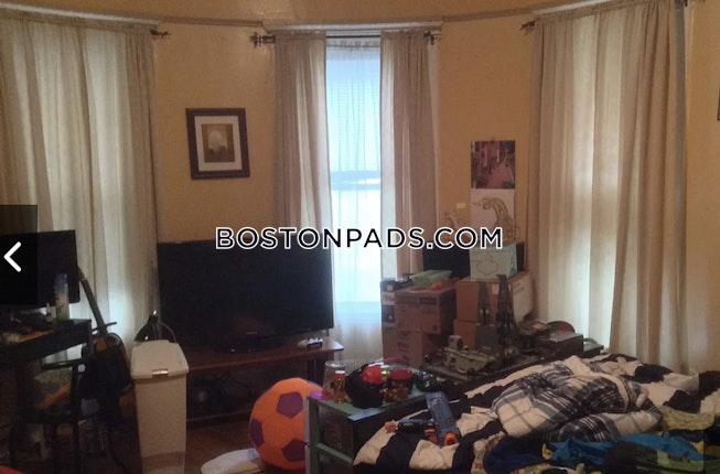 Boston - $2,550 /mo