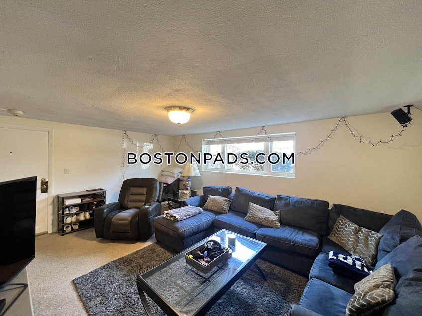 Boston - $1,995 /month