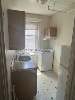 Boston, $2,000/mo