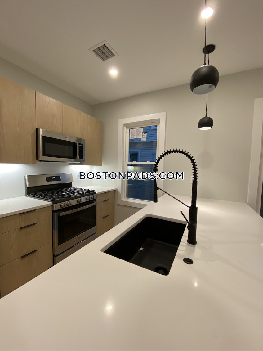 Boston - $4,745 /month