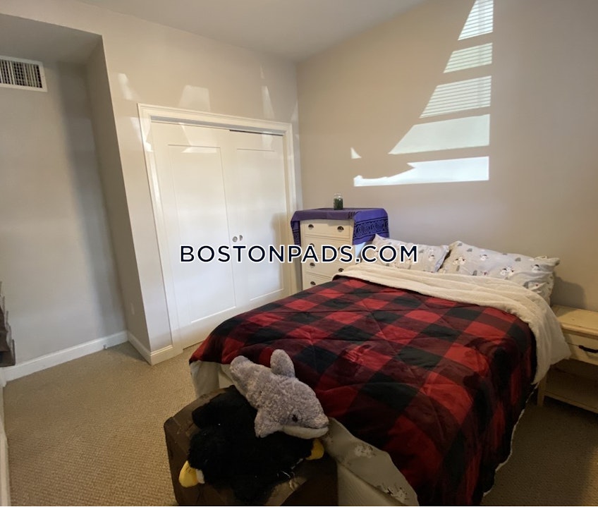 Quincy - $2,430 /month