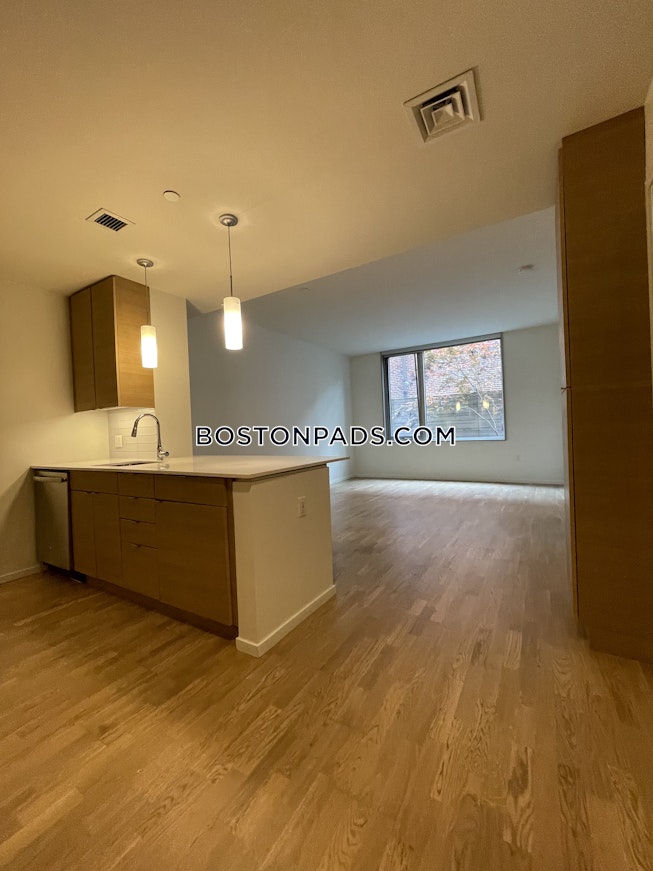 Boston - $3,445 /mo